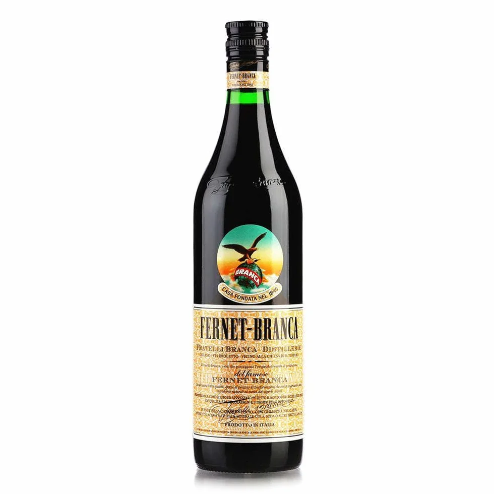 FERNET BRANCA - Licor de Hierbas Italiano, Sabor Amargo, 39% Volumen de Alcohol - 700 ml