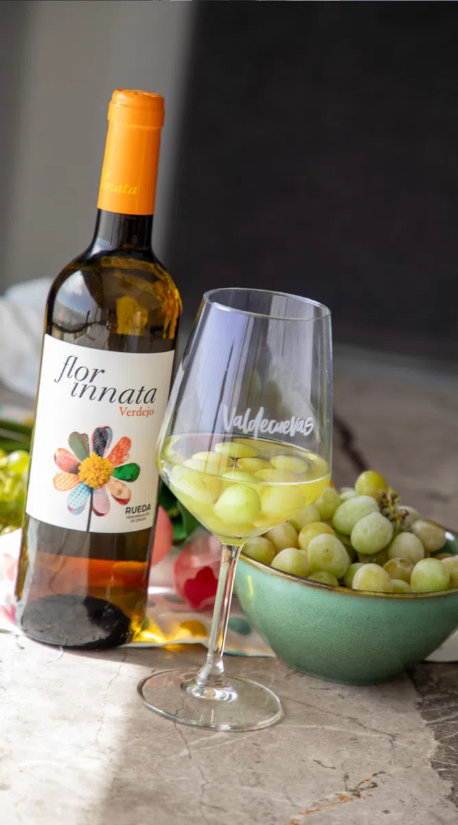 Valdecuevas Nueva Añada Flor Innata Caja de 3, Vino Blanco Verdejo Rueda, 750 ml, Coupage Verdejo y Sauvignon Blanc