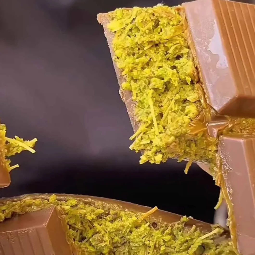 HASTEL Kadayıf tostado para chocolate Dubai, tostado kadaifi listo para usar Kadaifi, hilos de masa de pelo de ángel Kataifi 200 gramos con crema de pistacho 250 gramos tubo de Pufai