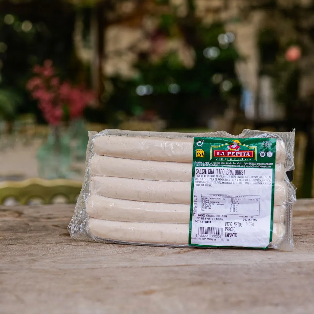 EMBUTIDOS LA PEPITA – Bratwurst Artesanal de Cerdo | 10 Unidades envasadas al vacío | 650 gr | Receta Tradicional Alemana | Sabor Intenso | Producto Cocido | Sin OGM | Fabricado en España