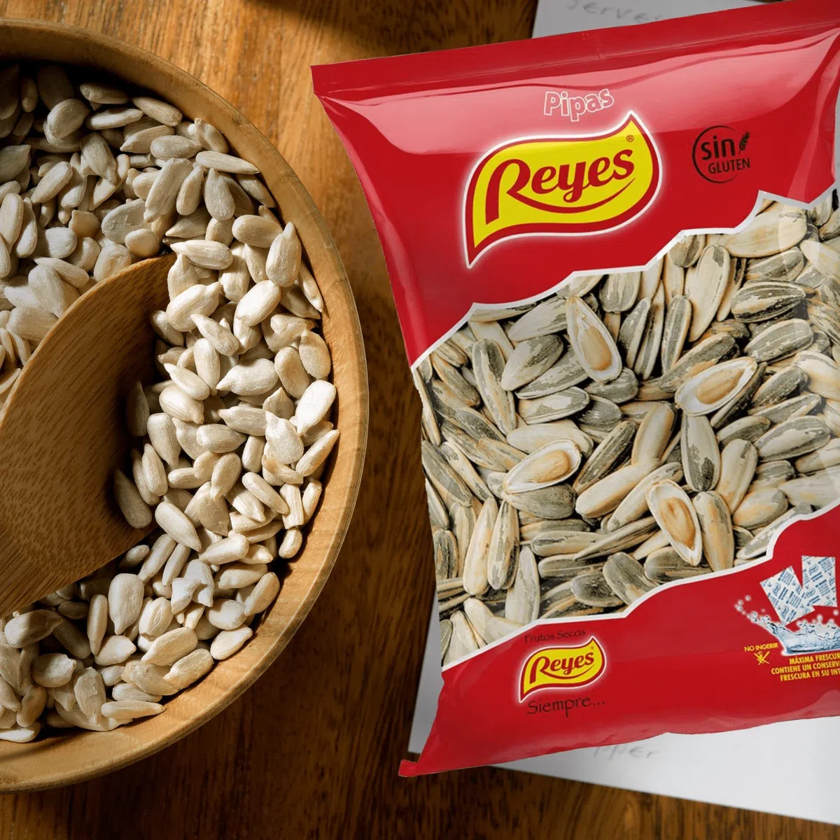 FRUTOS SECOS REYES Pipas de Girasol Aguasal Tostadas 130 Gr x Caja 8 Unidades